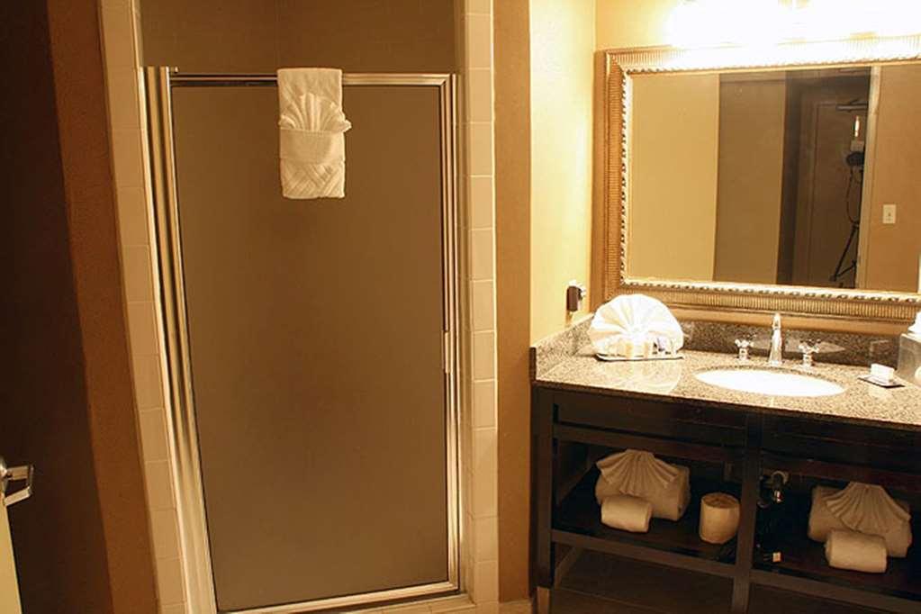 Hotel Doubletree By Hilton Downtown 4*