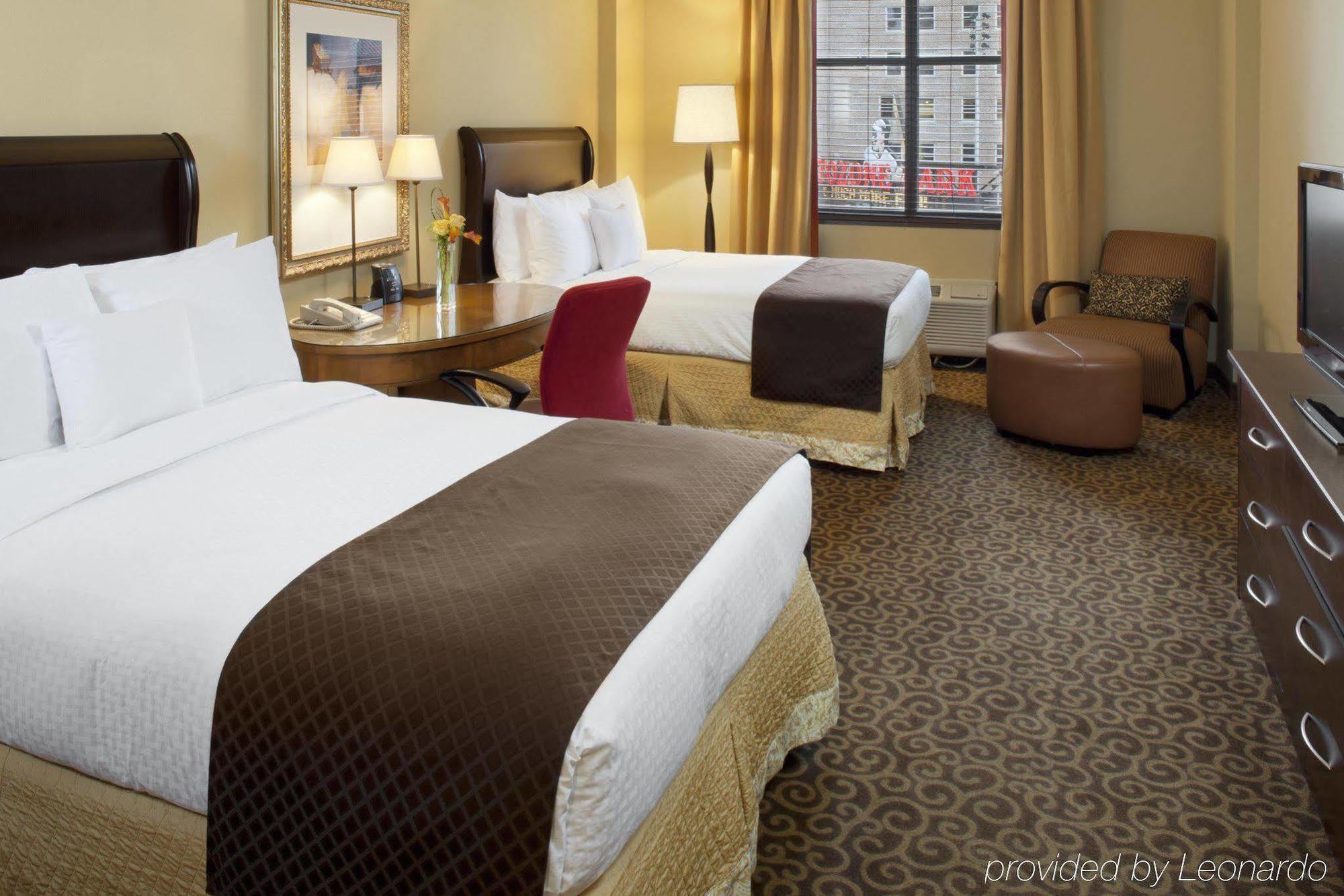 Doubletree By Hilton Downtown Hotel 4*